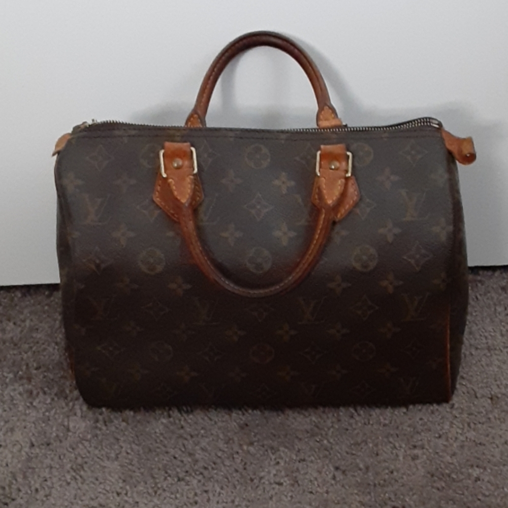 Louis Vuitton Speedy 30